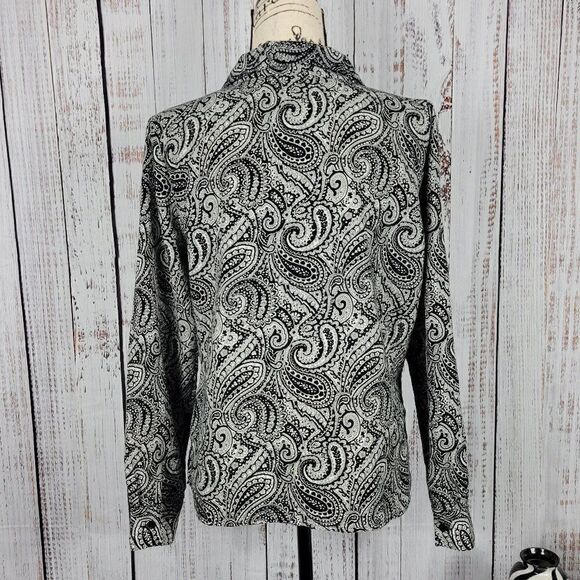 Notations Black & White Paisley Medium Dressy Casual Patterned Button Blouse - Picture 5 of 9